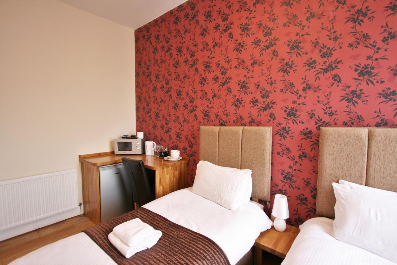 Central Studios Gloucester Place By Roomsbooked Cheltenham Exterior foto